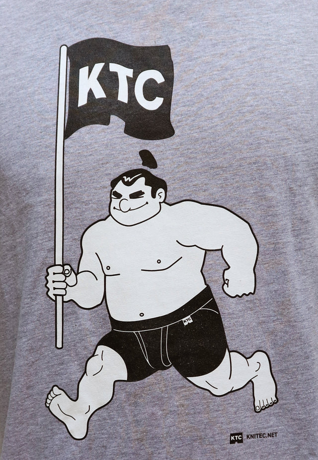 KUMA TRUNK FLAG T-SHIRT